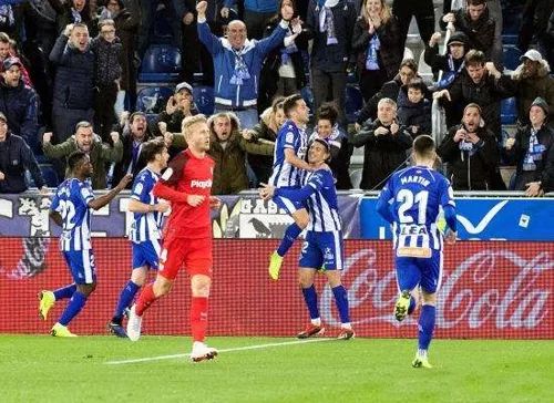 佛罗伦萨攻防两端失衡,主场沦陷跌出欧战区