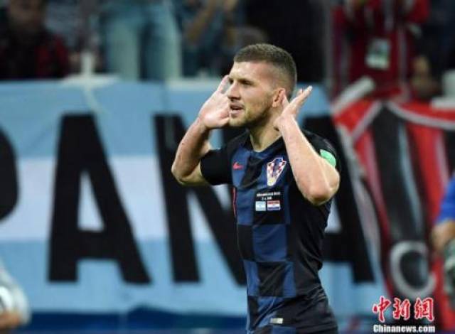 雷恩定位球战术显威力,三次头槌攻门锁定胜局